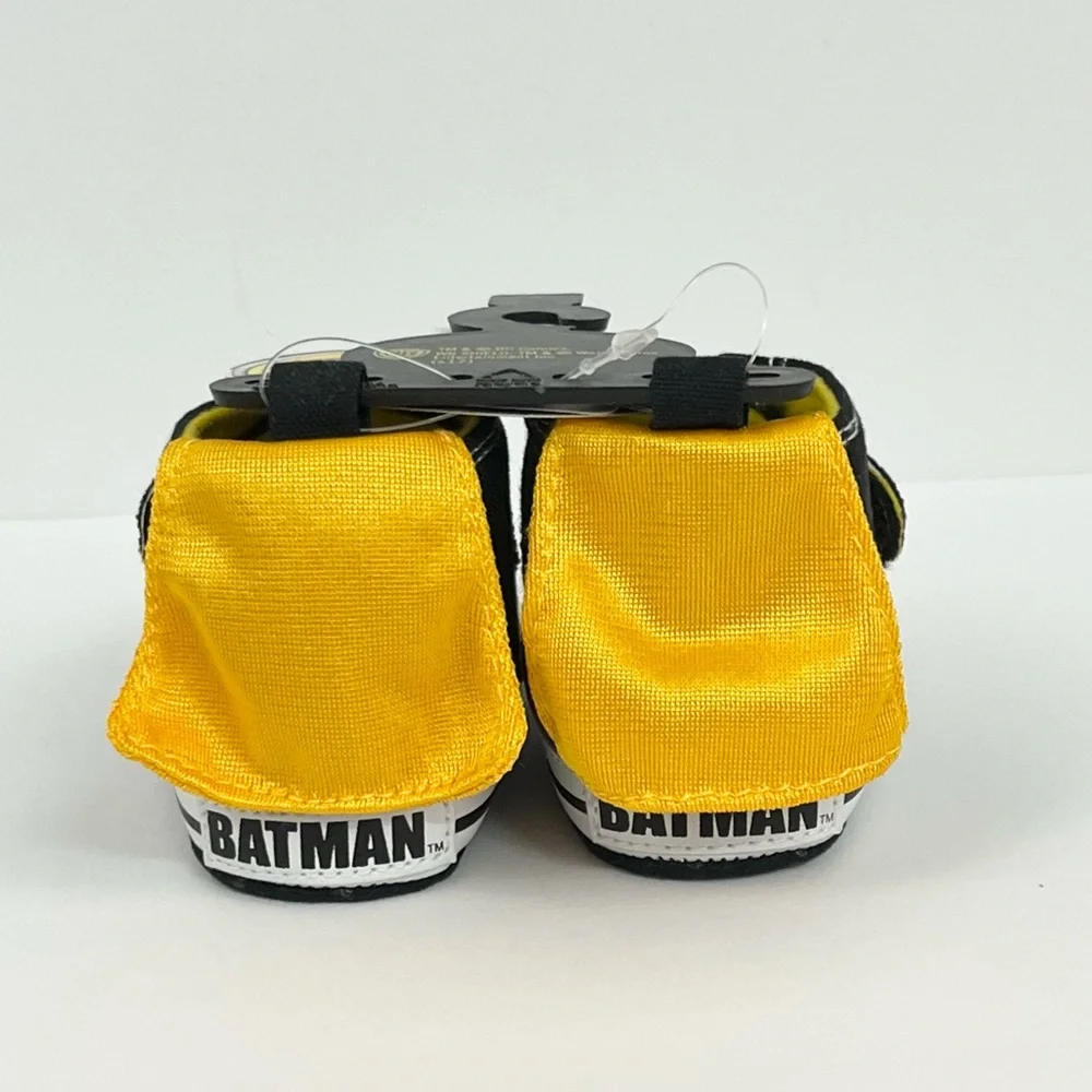 Batman Baby Shoes 3-6 Months with Capes DC Comics Black Gold White Adjust Strap